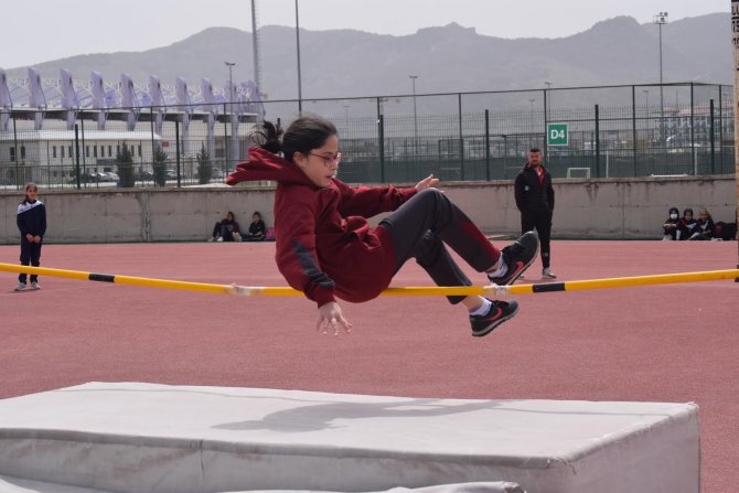 Afyonkarahisar’da Atletizm Müsabakaları Sona Erdi