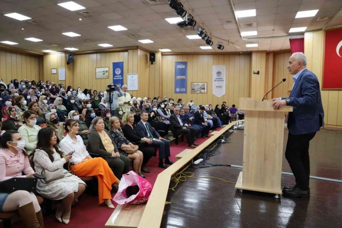 Akdeniz’de ‘Sağlıklı Gebelik, Mutlu Annelik’ Eğitimi