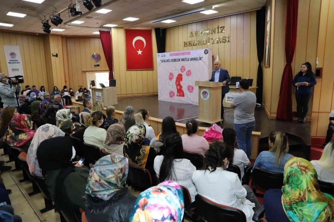 Akdeniz’de ‘Sağlıklı Gebelik, Mutlu Annelik’ Eğitimi