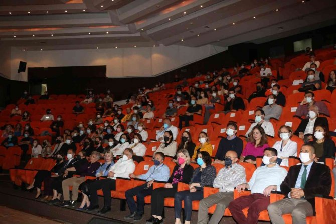 Aü’de Tıpta Uzmanlık Sınavı Bilgilendirme Toplantısı Düzenledi