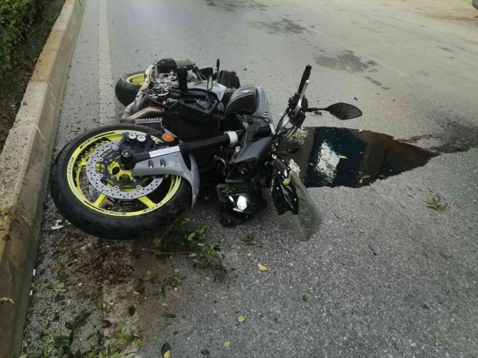 Yaya Geçidinde Motosikletin Çarptığı Kadın Hastanede Hayatını Kaybetti