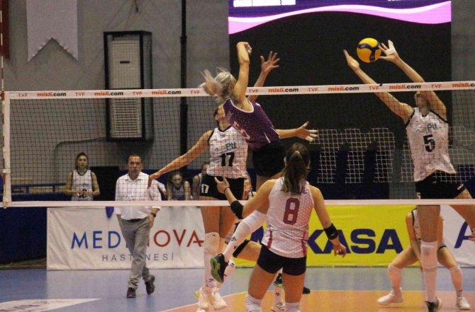 Sultanlar Ligi: Aydın Büyükşehir Belediyespor: 1 - Ptt: 3