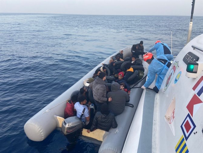 Aydın’da 56 Düzensiz Göçmen Kurtarıldı, 58 Göçmen Yakalandı