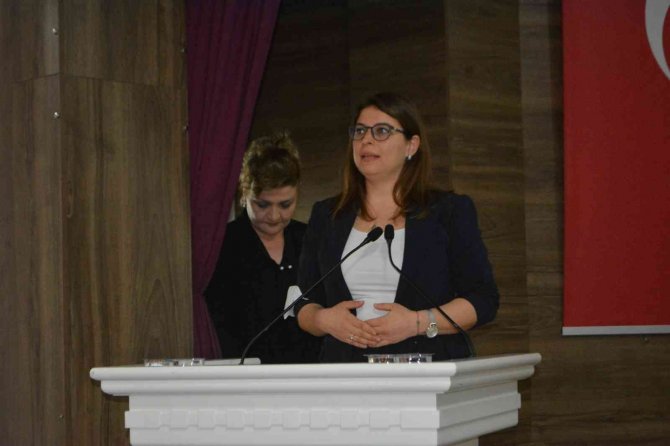 Ayvalık’ta Bağımlılıkla Mücadele Çalıştayı