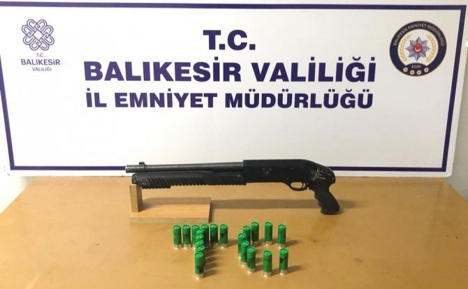 Balıkesir’de Polisten 31 Şahsa ’Huzur’ Operasyonu