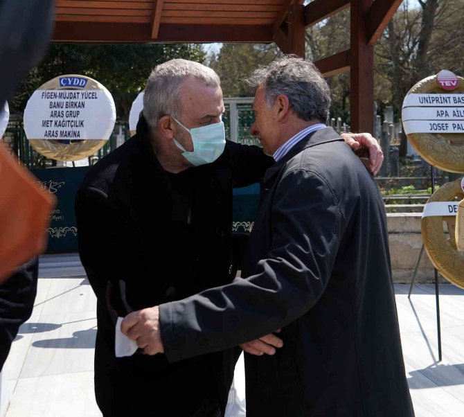 Füsun Ürkmezgil Son Yolculuğuna Uğurlandı