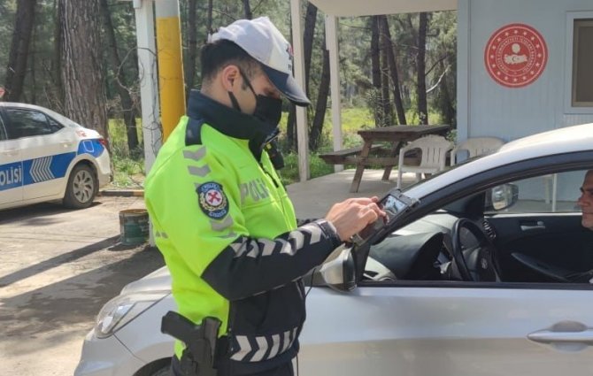 Bölge Trafik Ekipleri 1 Saatte 30 Bin Lira Radar Cezası Kesti