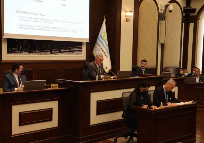 Başkan Akgün’ün 2021 Yılı Faaliyet Raporu Kabul Edildi