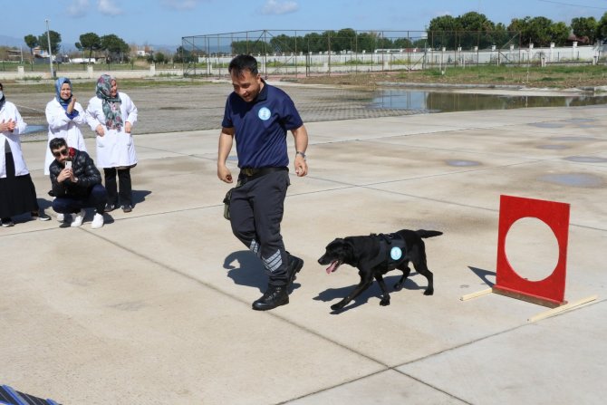 Özel Öğrenciler ’Spil’ Ve ’Üzüm’e Büyük İlgi Gösterdi