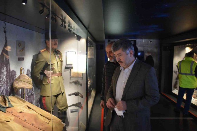 Çanakkale Savaşları Mobil Müze Tırı Gediz’de