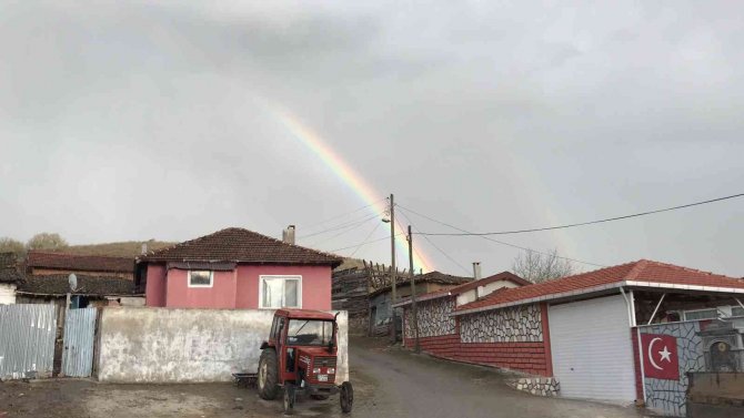 Çanakkale’de Muhteşem Gökkuşağı Manzarası