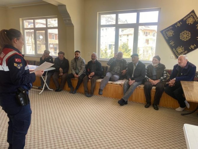 Jandarmadan Vatandaşlara ‘Orman Yangını’ Eğitimi