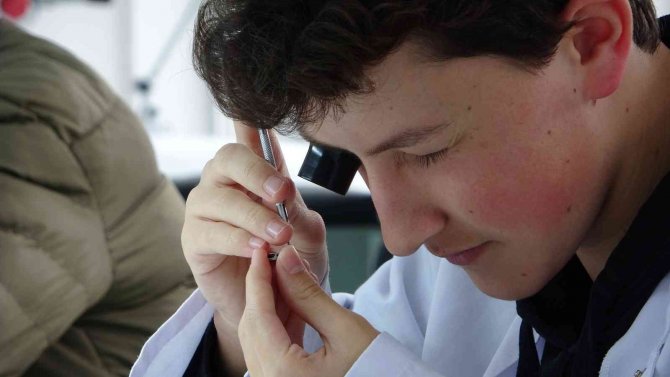 Cumhurbaşkanı Erdoğan’a Hediye Edilen Saat Bu Okulda Yapıldı