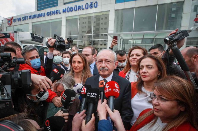 Chp Lideri Kılıçdaroğlu, Et Ve Süt Kurumu Genel Müdürlüğüne Gitti