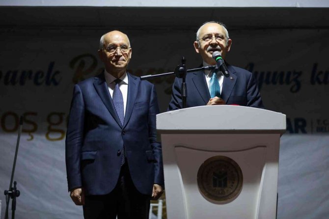 Chp Genel Başkanı Kılıçdaroğlu, Yenimahalleli Vatandaşlarla İftar Yaptı
