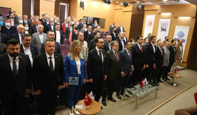 Deni̇b Başkanı Hüseyin Memişoğlu Güven Tazeledi