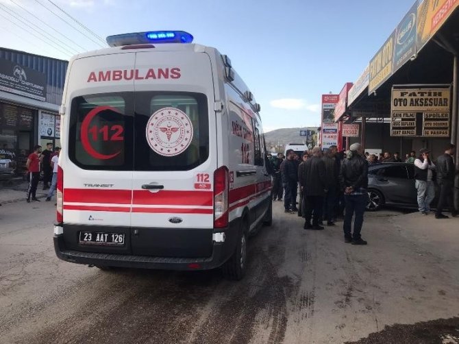 (Düzeltme) Elazığ’da Silahlı Kavga: 1’i Ağır 3 Yaralı