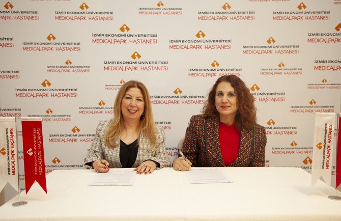 İ̇eü Medical Park ‘Parkinson Dostu Hastane’ Unvanı Aldı