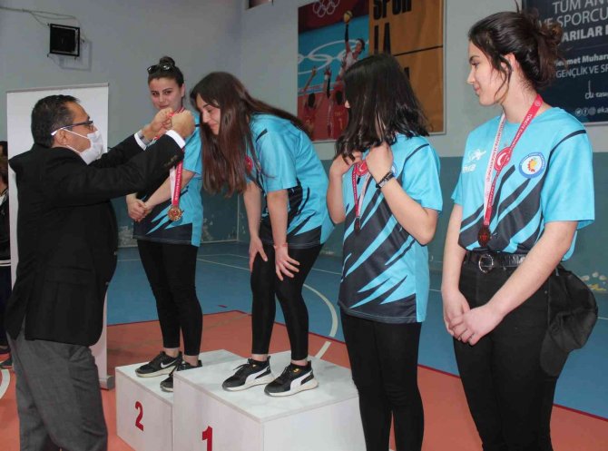 Hava Sporları Yarışlarına Alaşehir Damgası