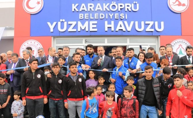 Bakan Kasapoğlu, Şanlıurfa’da Yüzme Havuzunun Açılışını Yaptı