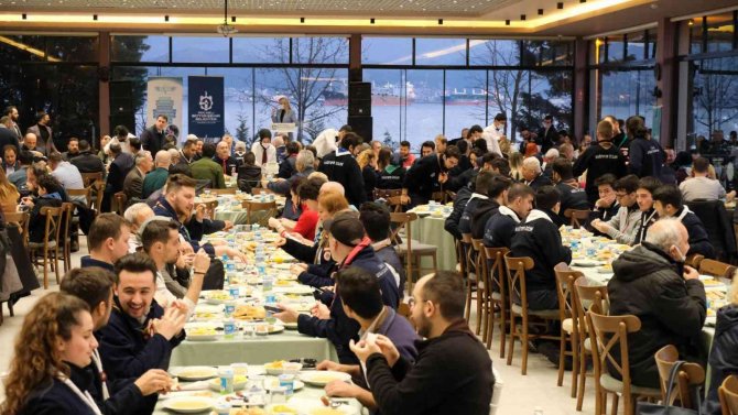 Başkan Büyükakın’dan İzcilere Destek