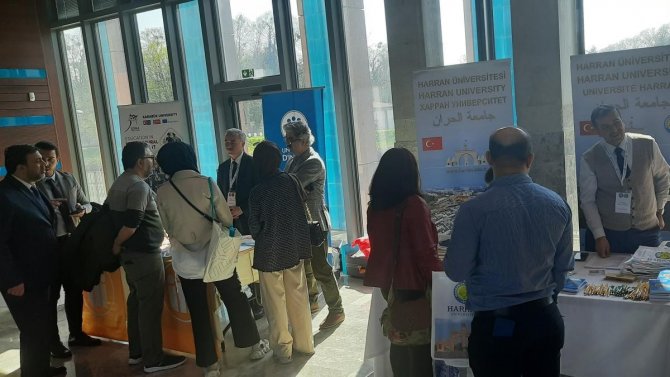 İ̇nönü Üniversitesi Fransa’da Eğitim Fuarına Katıldı