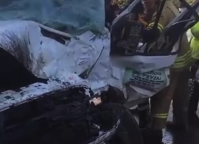 İ̇zmir’de Zincirleme Kaza: 11 Yaralı
