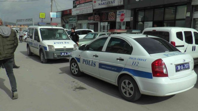 Husumetli İki Grubun Silahlı Kavgasında 4 Kişi Yaralandı