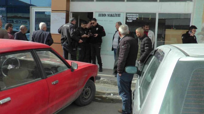 Husumetli İki Grubun Silahlı Kavgasında 4 Kişi Yaralandı