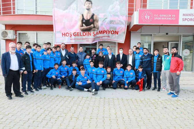 Avrupa Şampiyonu Kerem Kamal’a Memleketinde Coşkulu Karşılama