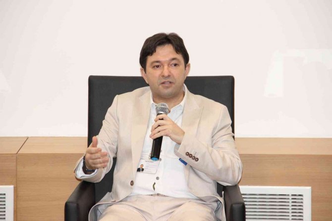 Kanserle Mücadele Edenler Ve Kazananlar Düzenlenen Seminerde Buluştu