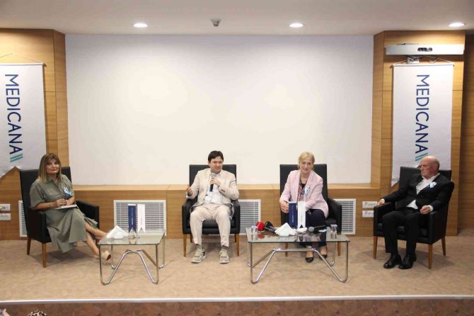 Kanserle Mücadele Edenler Ve Kazananlar Düzenlenen Seminerde Buluştu