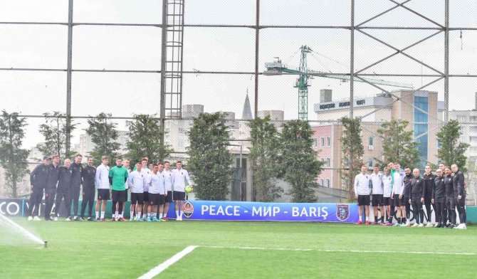 Başakşehir, Shakhtar Donetsk’e Antrenman Tesislerini Açtı
