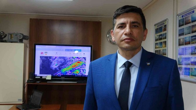 Meteoroloji’nin ‘Çamur Yağışı Uyarısı’ Tam Not Aldı