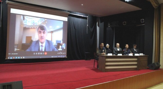 Rektör Uysal: “Bağımlı İnsan, Esir Alınmış İnsandır”