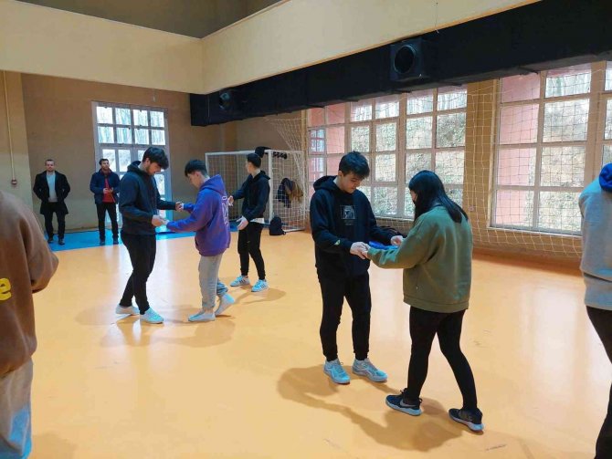 Subü Spor Bilimleri Fakültesi’nden, Spor Lisesi’ne Destek