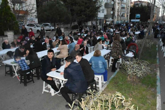 Tbmm Başkanı Şentop: "Akdeniz Göçmen Mezarlığına Döndü"
