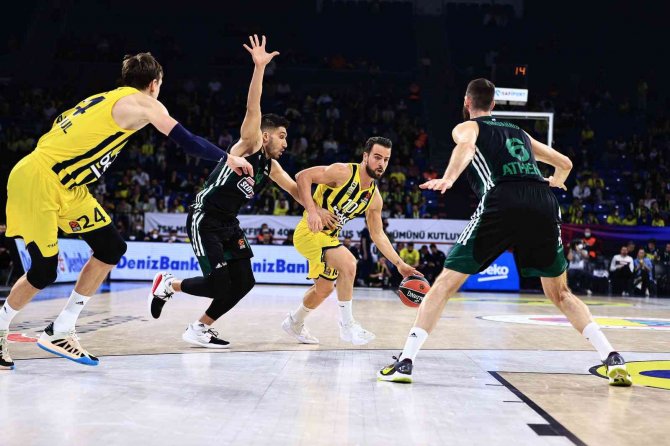 Thy Euroleague: Fenerbahçe Beko: 59 - Panathinaikos: 62