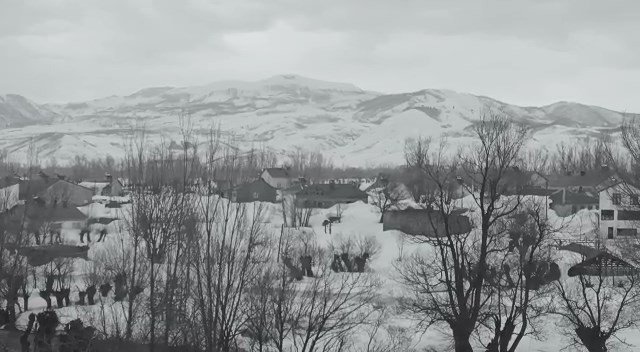 Ovacık’ta Nisan Ayında Kar Çilesi Devam Ediyor