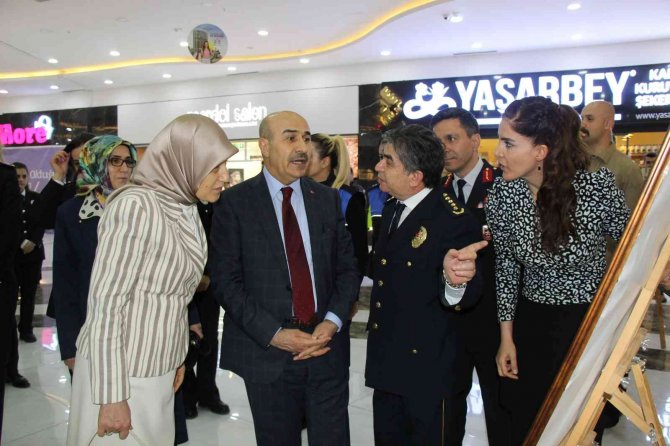 Mardin’de Polis Haftası Münasebetiyle Sergi Açıldı