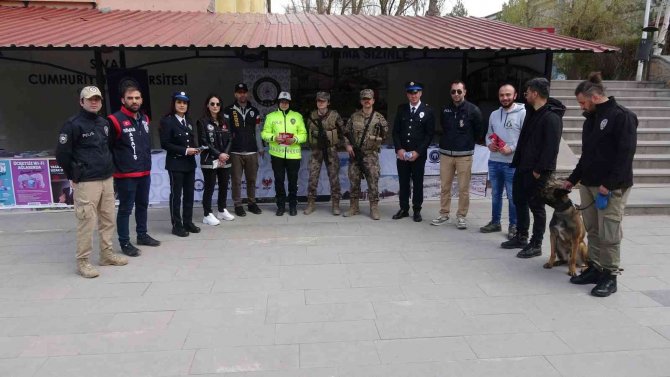 Polis Haftasında Öğrencilerle Bir Araya Geldiler