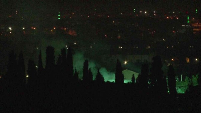 Tuzla Piyade Okulu İçindeki 41. Bakım Müdürlüğü’nde Patlamayla Çıkan Yangın Kontrol Altına Alındı