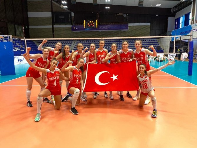 2022 Cev U20 Avrupa Şampiyonası: Türkiye: 3 - Macaristan: 0