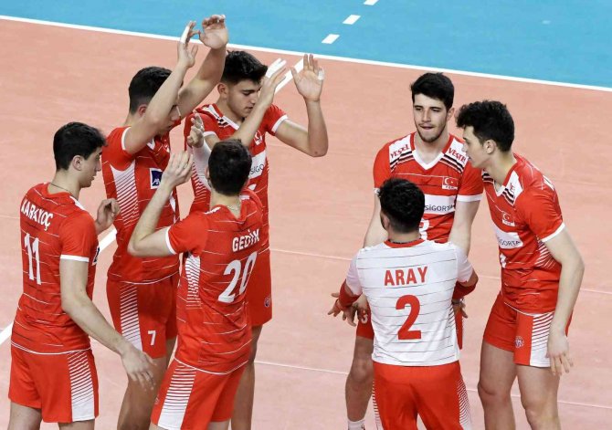 2022 Cev U20 Avrupa Şampiyonası: Türkiye: 3 - Ukrayna: 1