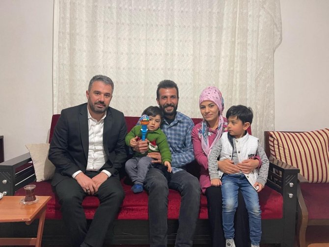 Pursaklar Belediye Başkanı Çetin İftarda Vatandaşların Evinde