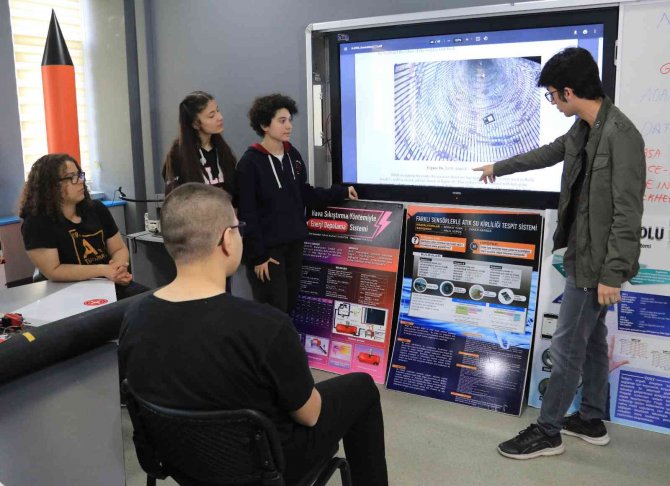 Amerika’dan Şeref Ödülü Kazanan Adanalı Gençler Destek Bekliyor