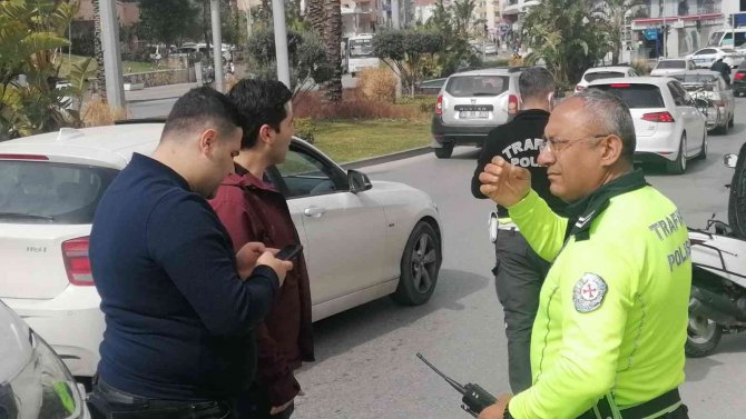 Trafik Ekiplerinden Kask Takmayan Motosiklet Sürücülerine Af Yok