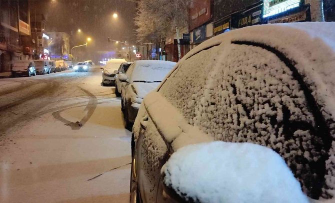 Ardahan’da Nisan Ayında Kar Sürprizi