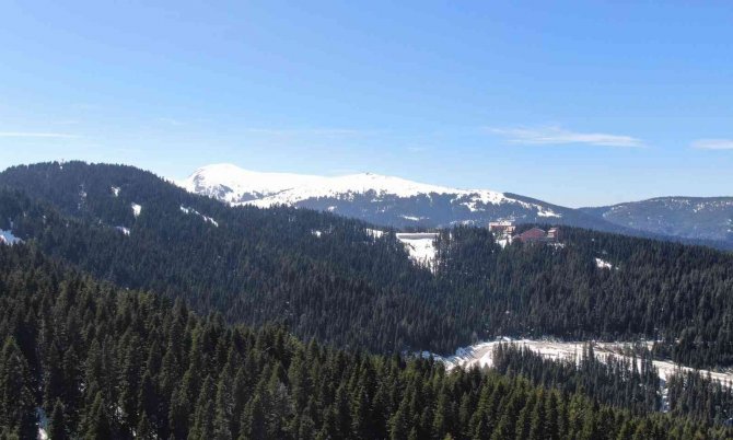 Ilgaz Dağı’nda Nisan Ayında Kar Güzelliği