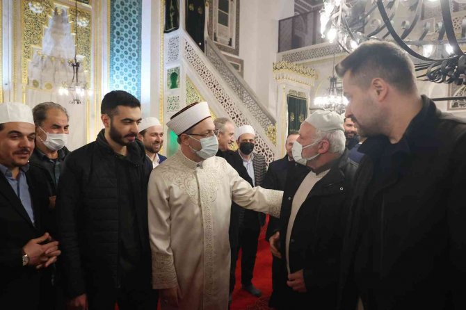 Diyanet İ̇şleri Başkanı Erbaş: “Teravih, Ramazan Ayına Has Bir Namazdır”
